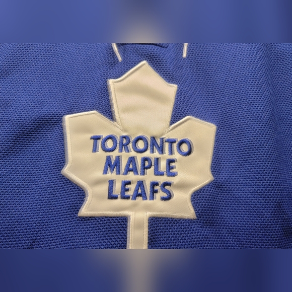 BNWT Toronto Maple Leafs Joffrey Lupul Jersey - Picture 8 of 9